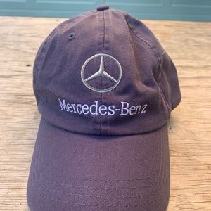 Mercedes Benz hat